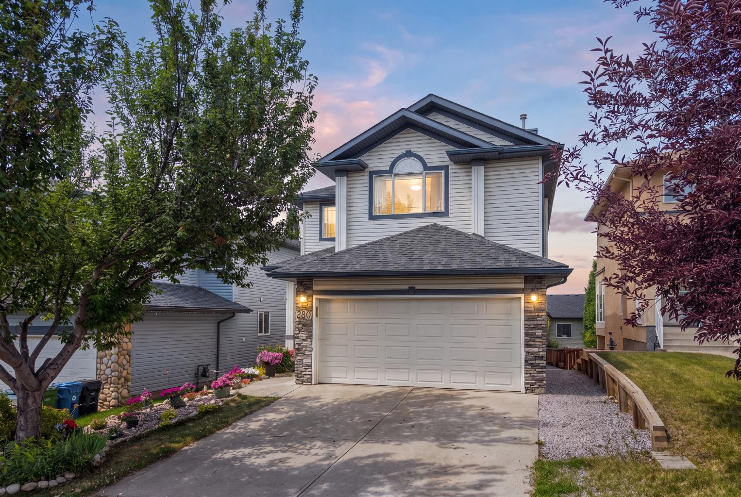 240 Tuscany Ridge View NW, T3L 2J2