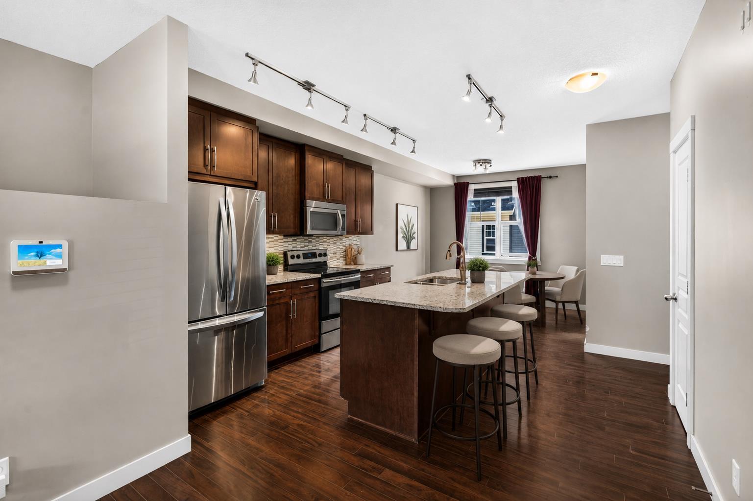 235 Mckenzie Towne Link SE, T2Z 1C9