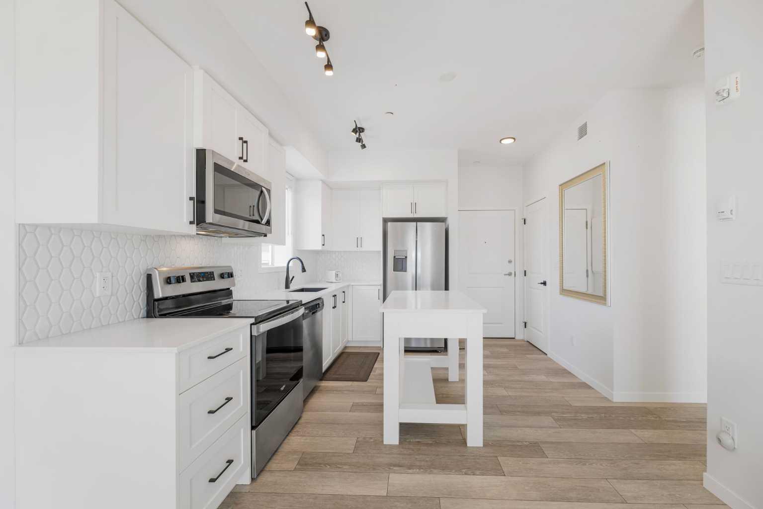 3104, 3727 Sage Hill Drive NW, T3R 1T7