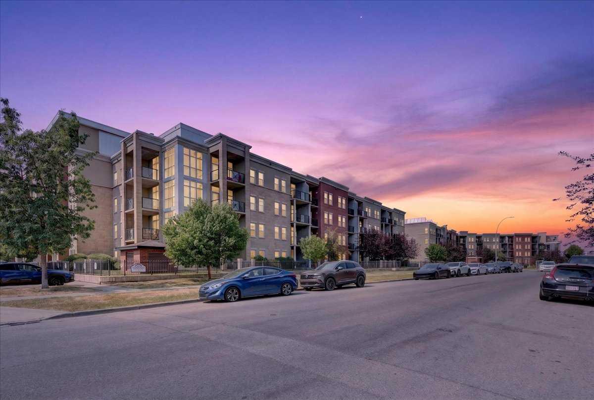3404, 11811 lake fraser Drive SE, t2j7j1