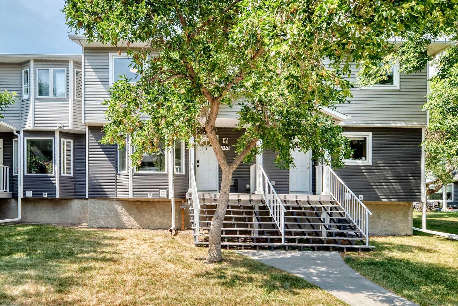 357 Regal Park NE, T2E 0S6