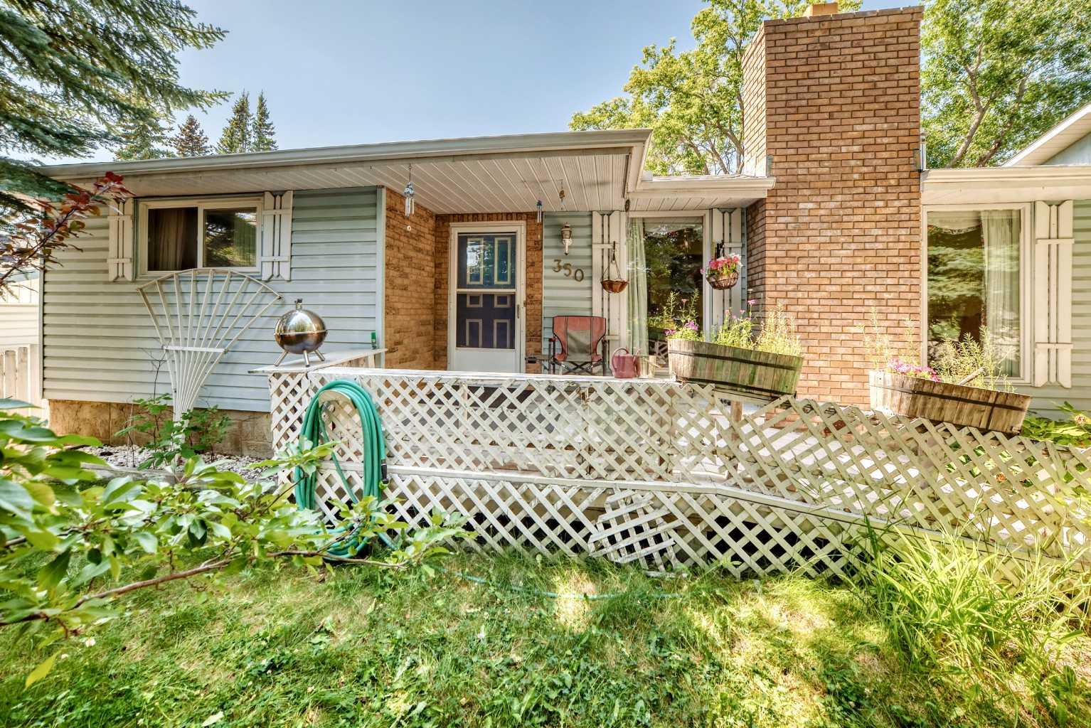 350 Silver Ridge Crescent NW, T3B 3T5