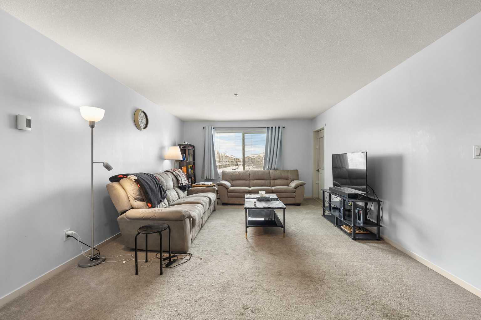2210, 181 Skyview Ranch Manor NE, T3N 0V2
