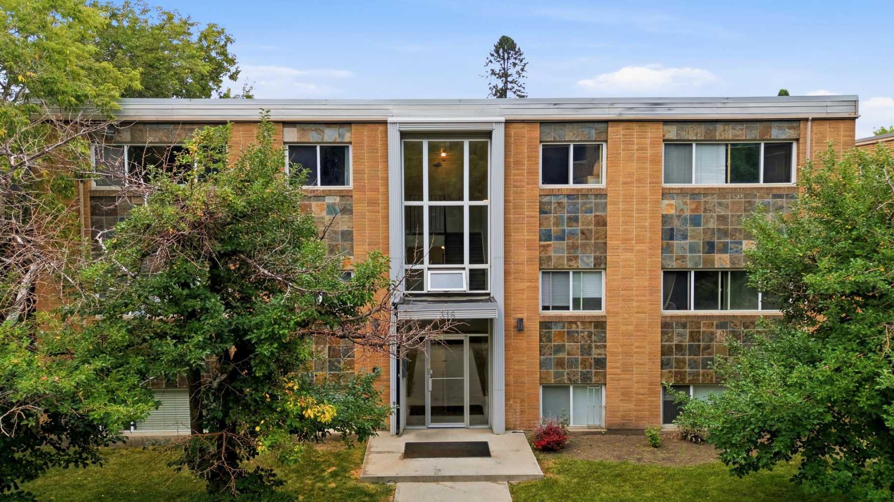 18, 316 22 Avenue SW, T2S 0H4