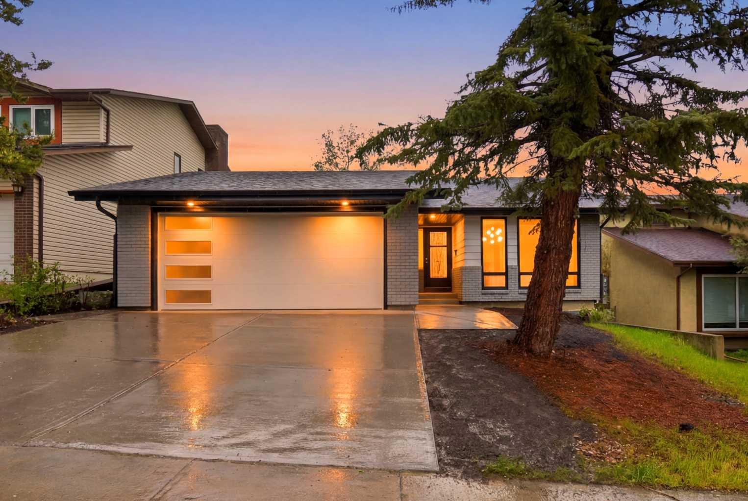 300 Edgehill Drive NW, t3a2S3