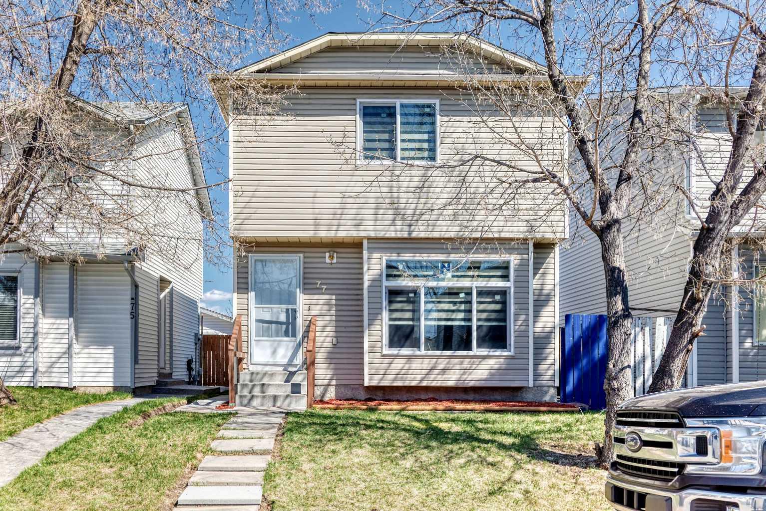 77 Martinbrook Road NE, T3J 3E1