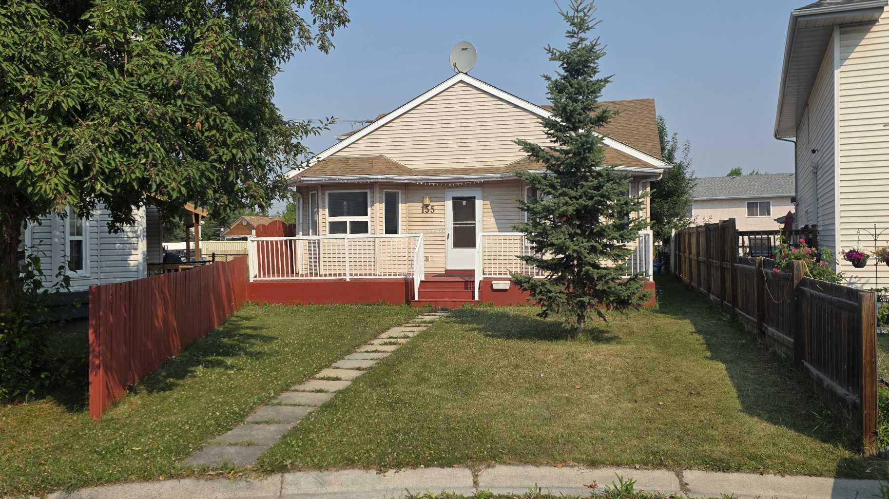 155 Applefield Close SE, T2A 7P9