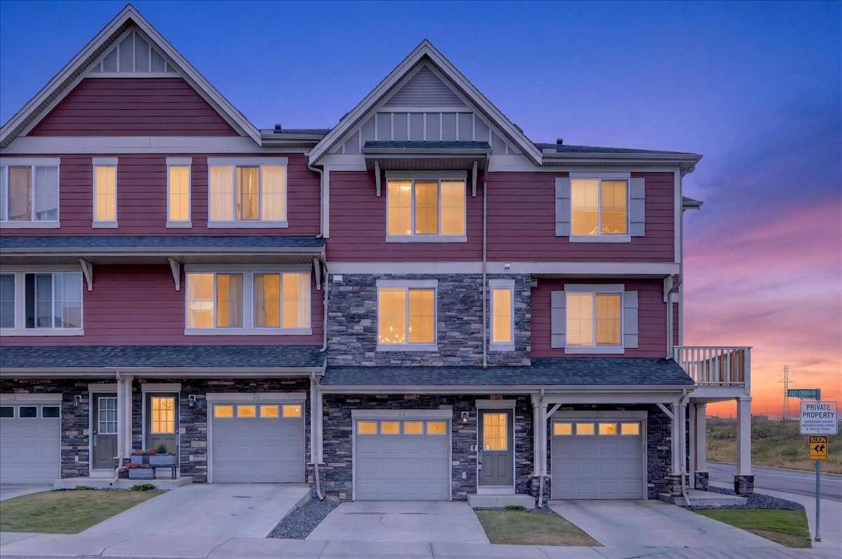77 Kinlea Way NW, T3R 0S2