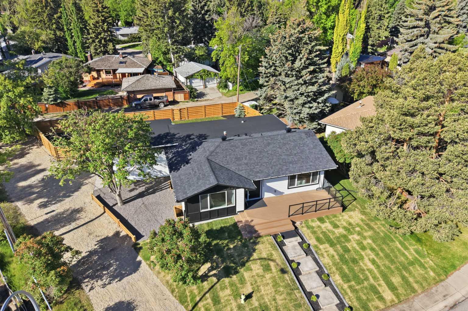 1303 87 Avenue SW, T2V 0W2