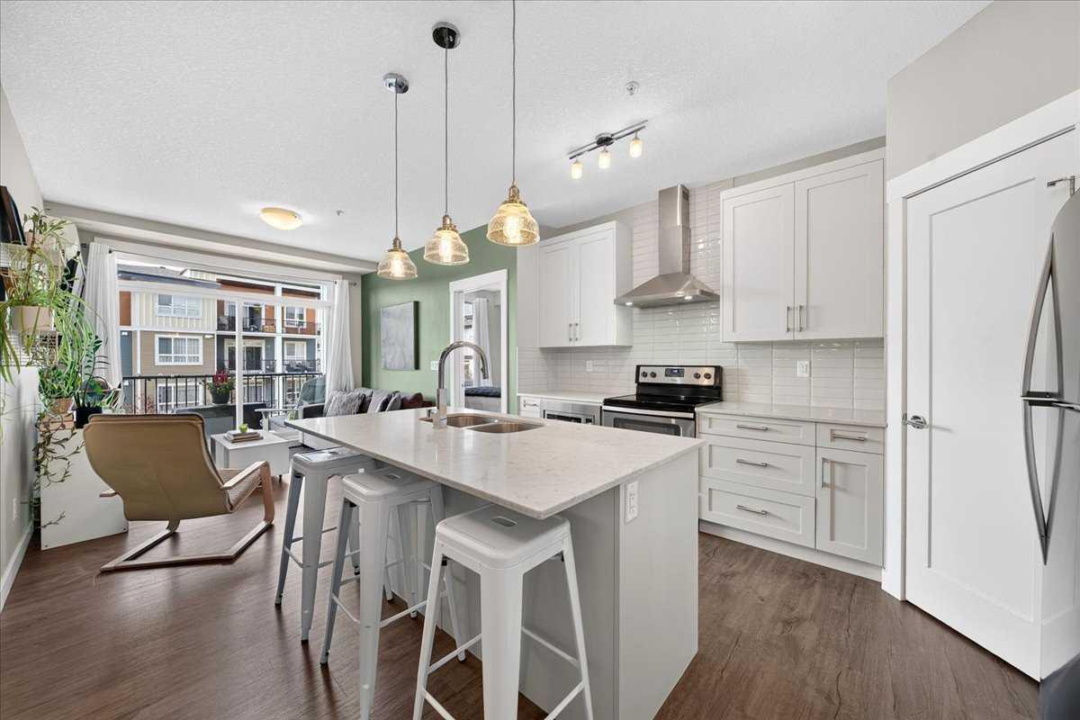310, 10 Walgrove Walk SE, T2X 4E3