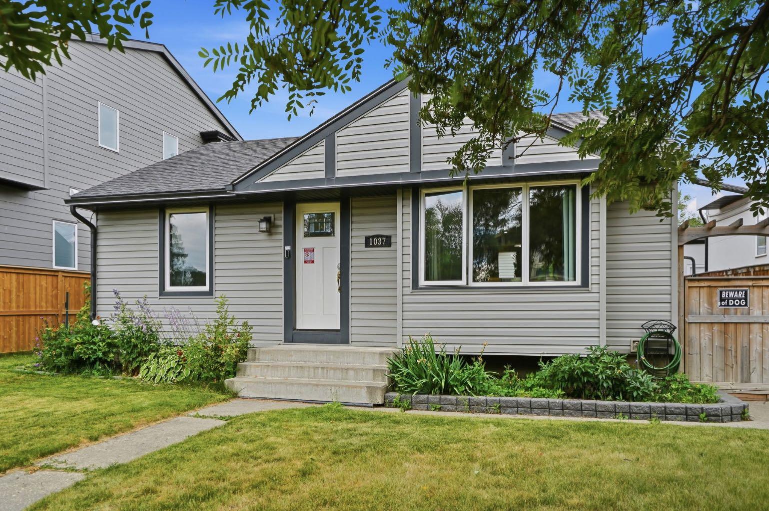 1037 Regal Crescent NE, T2E 5G9