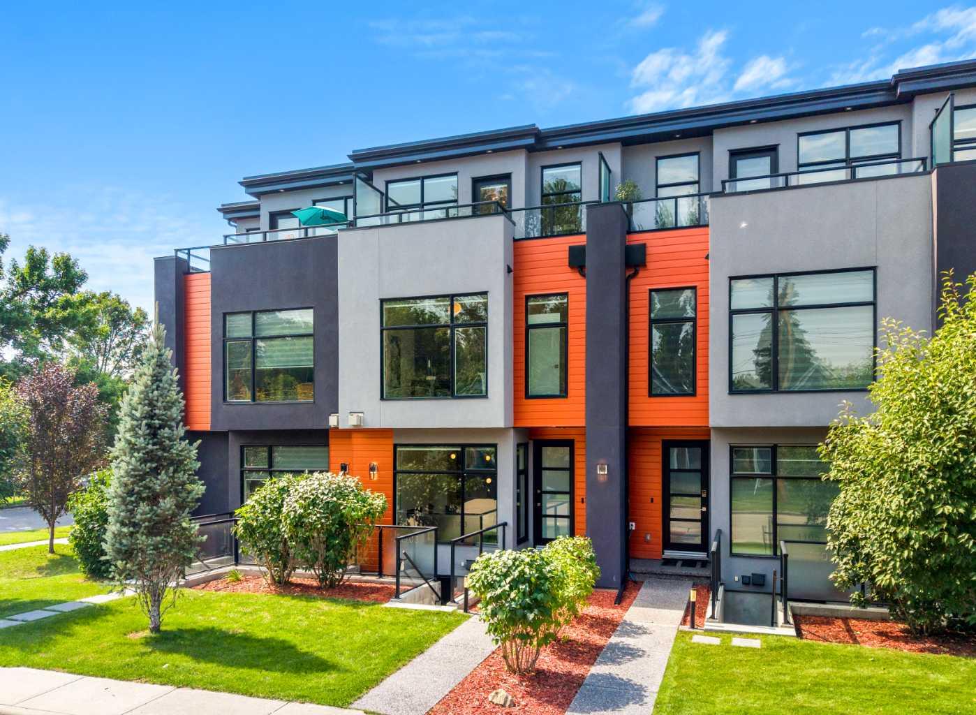 1103 4 Street NE, T2E 8A8