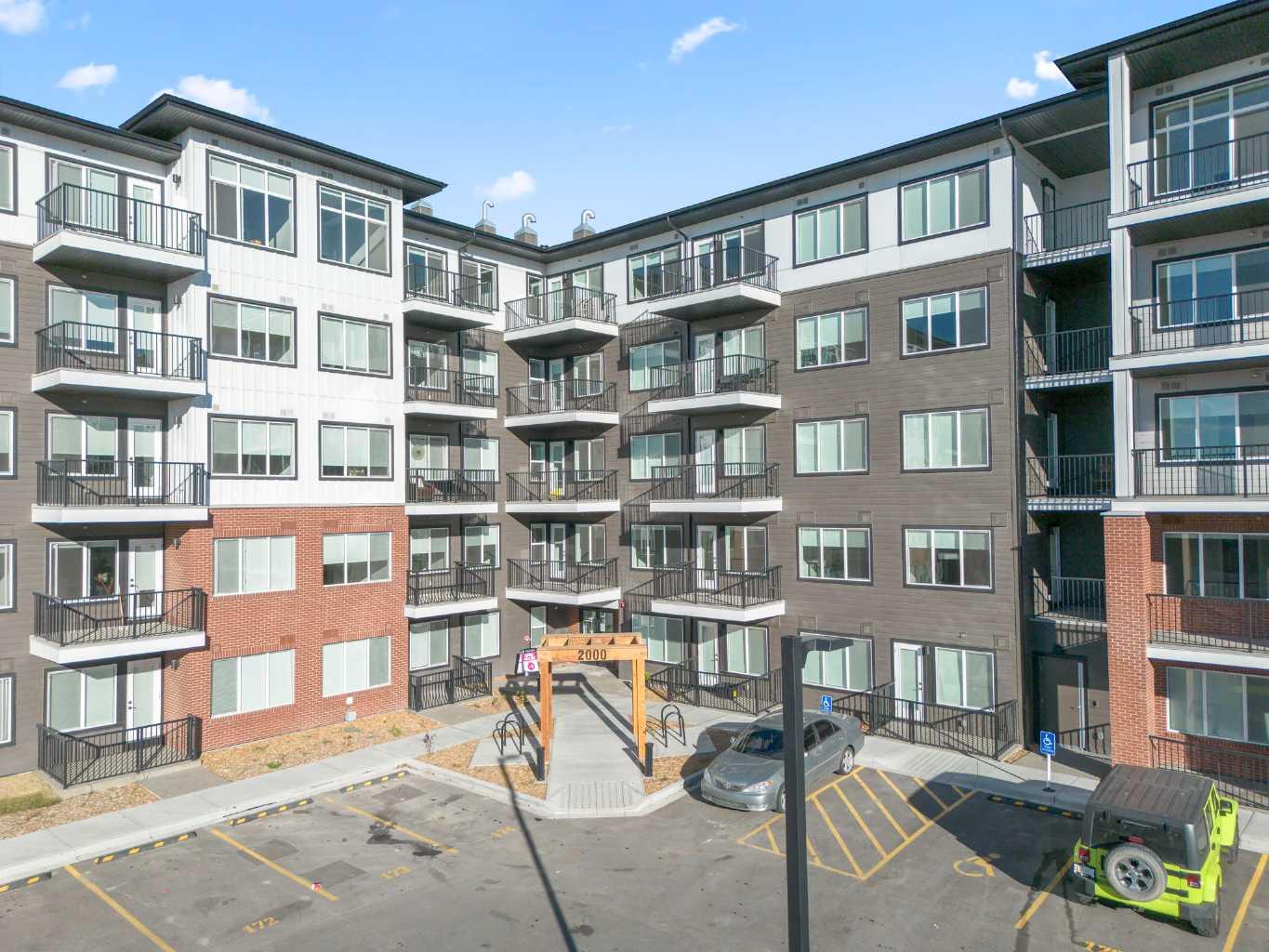 2418, 395 Skyview Parkway NE, T3N 2K1