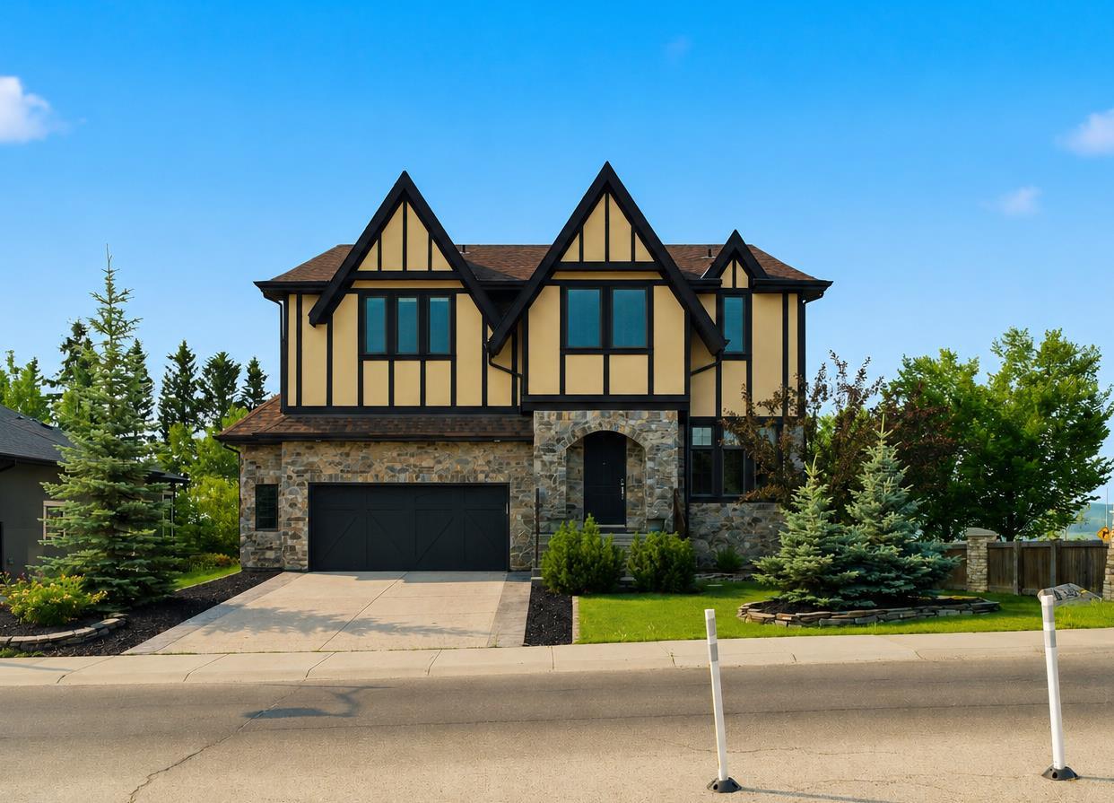 8243 Fortress Drive SW, T3H 0T8
