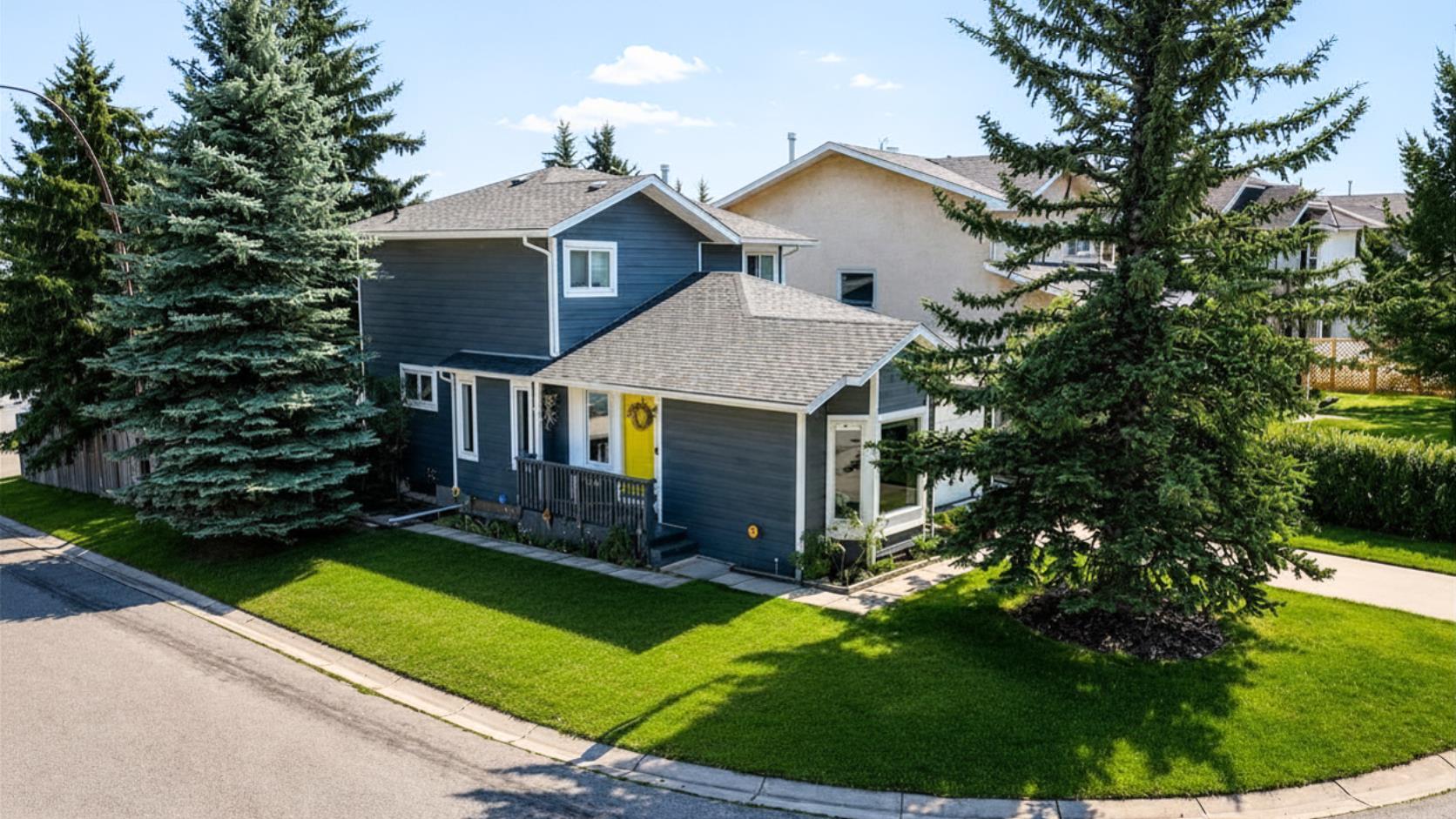 83 Millrise Crescent SW, T2Y 2E4