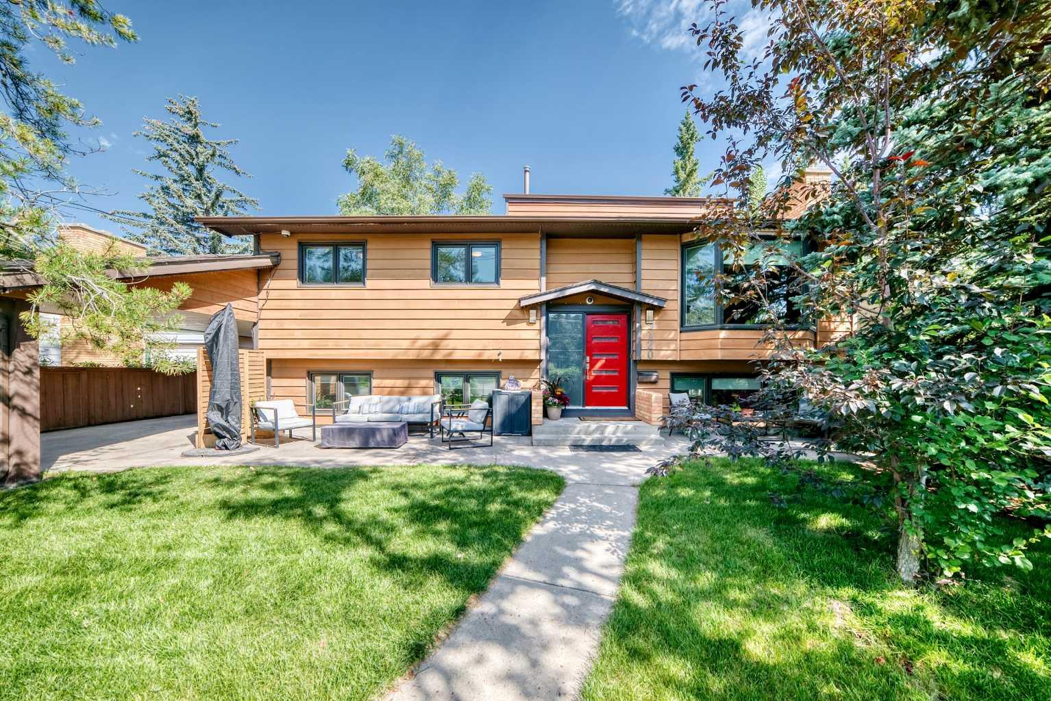 9120 48 Avenue NW, T3B 2B2