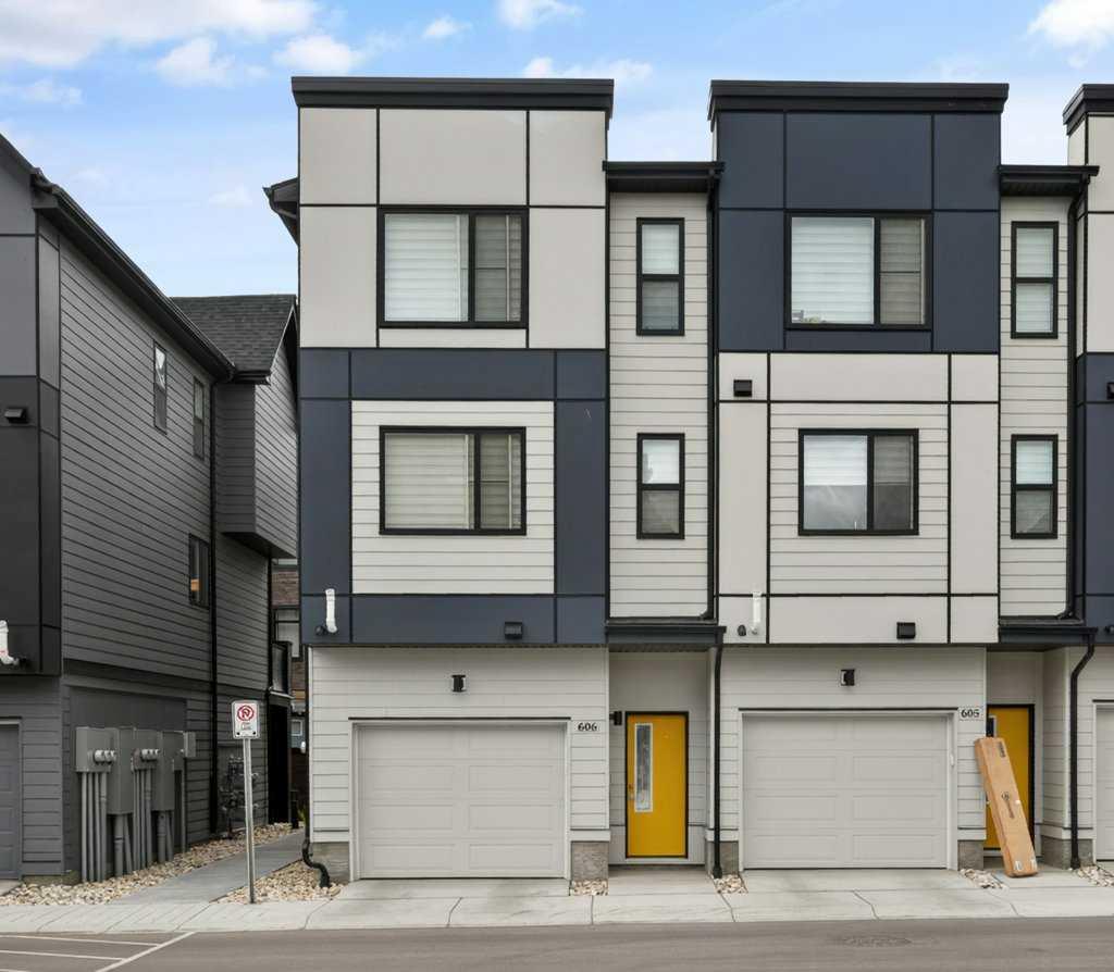606, 550 Seton Circle SE, T3M3Y8