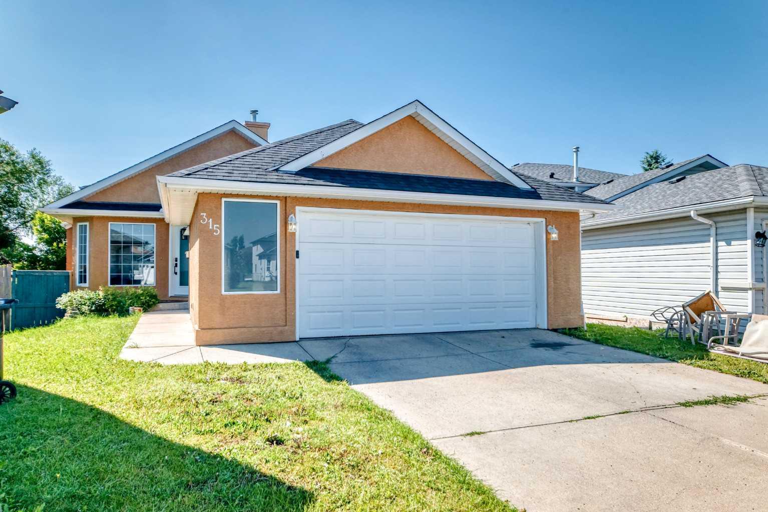 315 Appleglen Place SE, T2A 7V9