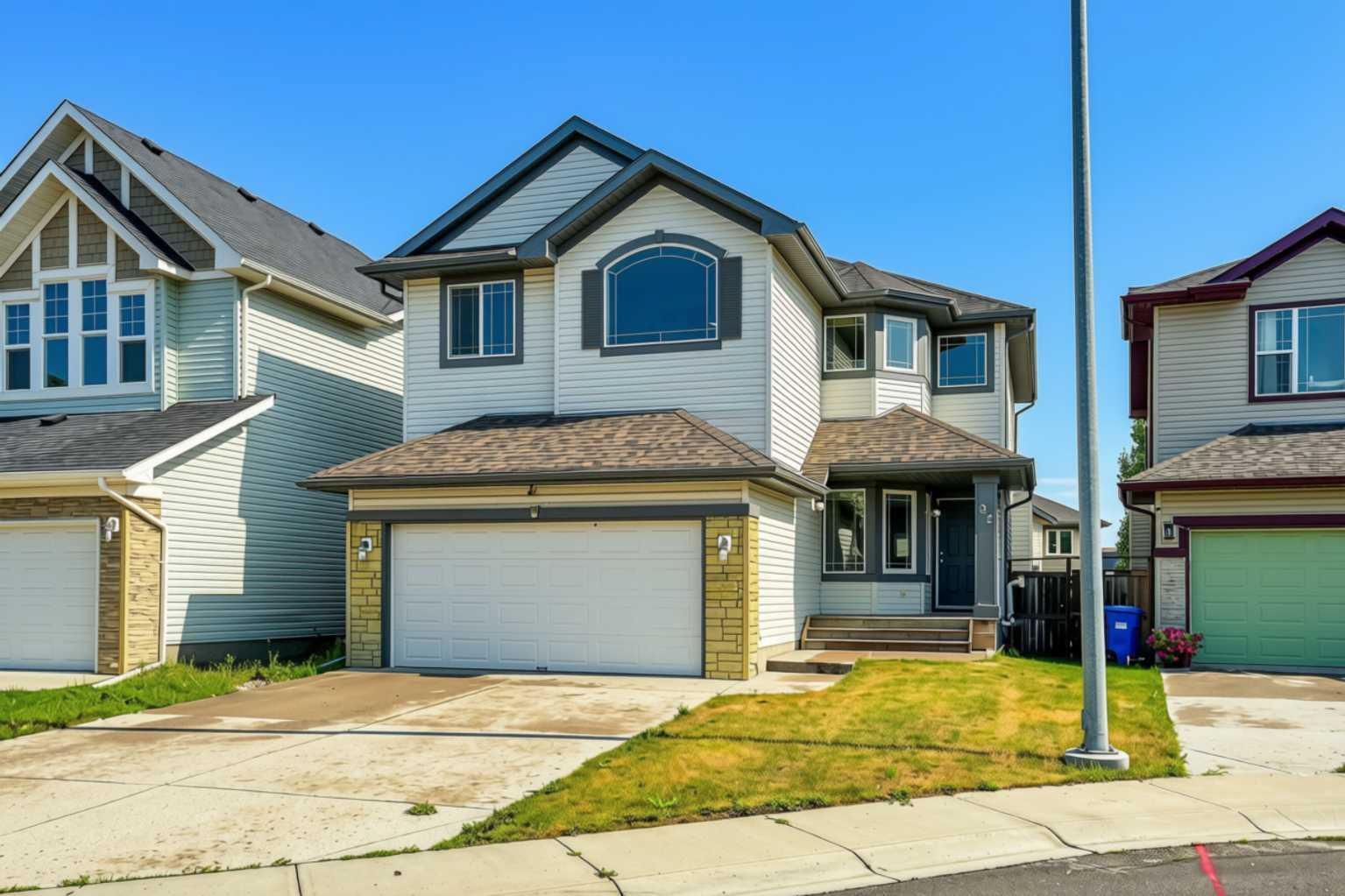 92 Everglen Close SW, T2Y 0G6