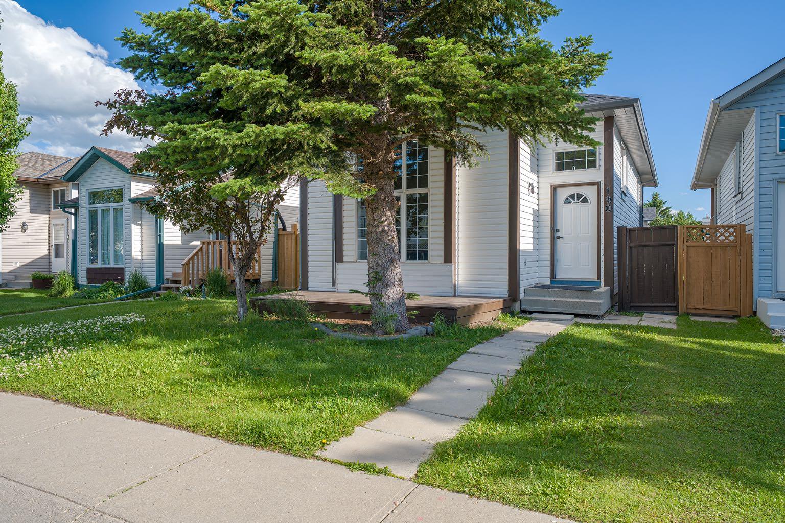190 Coverdale Road NE, T3K4J7