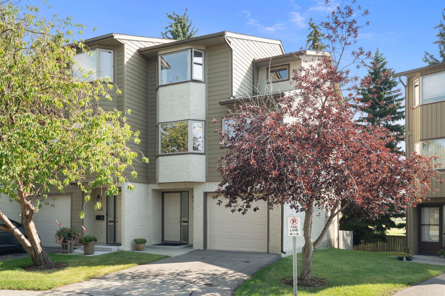 140 Glamis Terrace SW, T3E 6V3