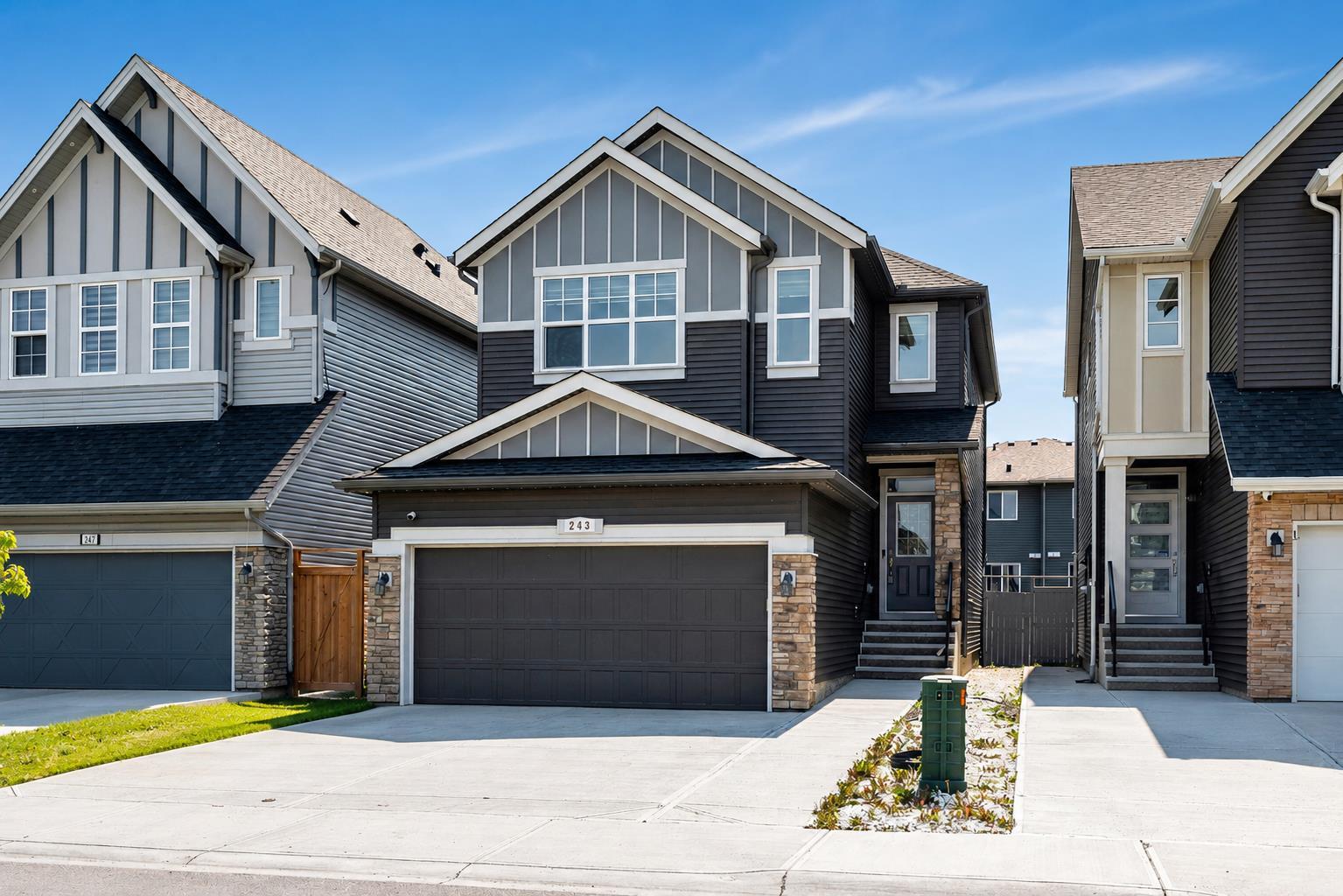 243 Savanna Lane NE, T3J 0Y9