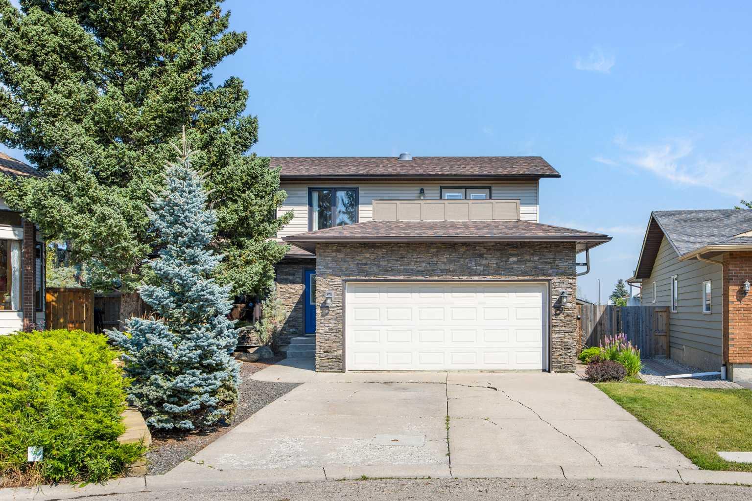 8 Millside Court SW, T2Y 2P5