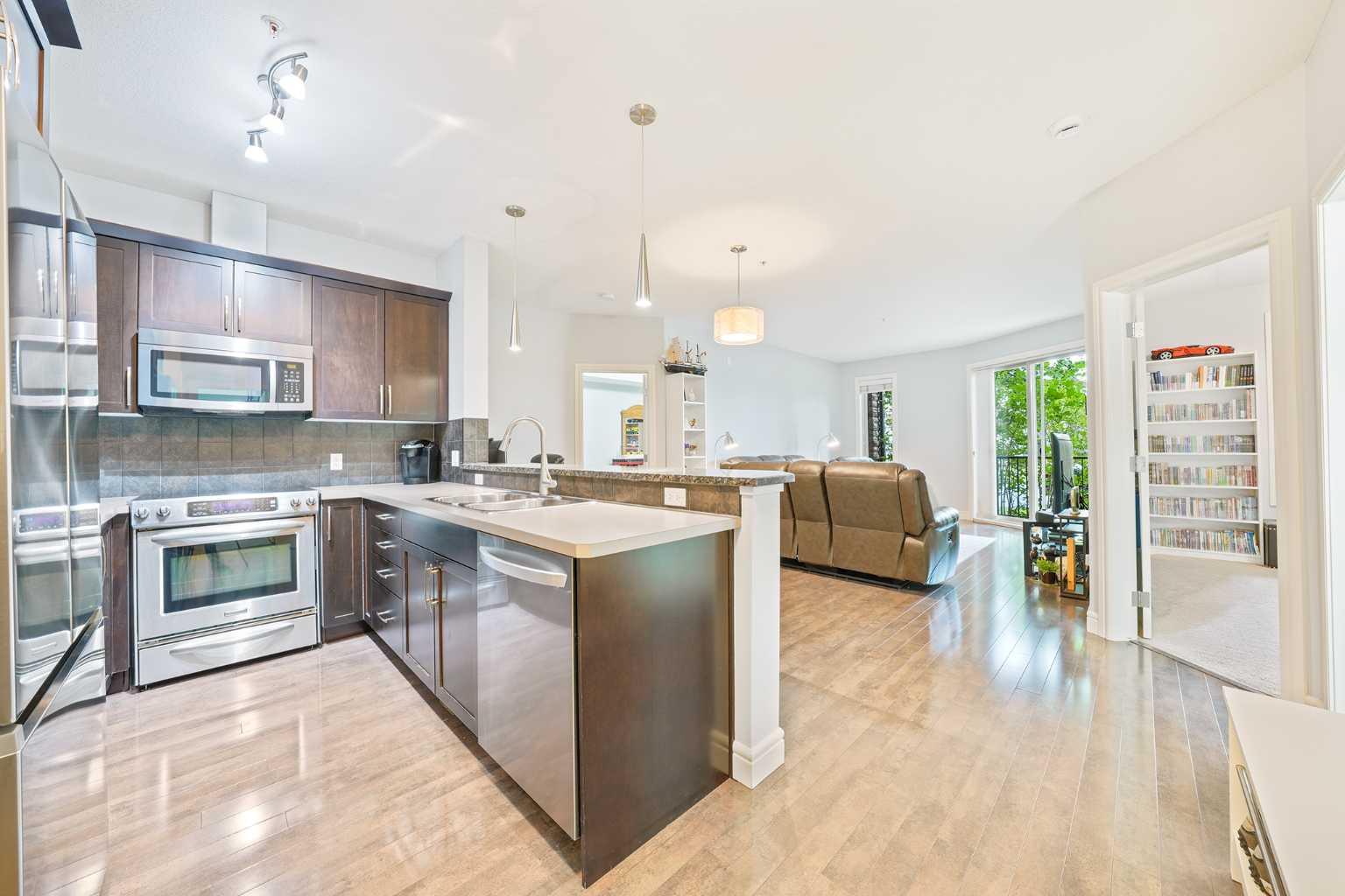 3104, 15 Sunset Square, T4C 0E7