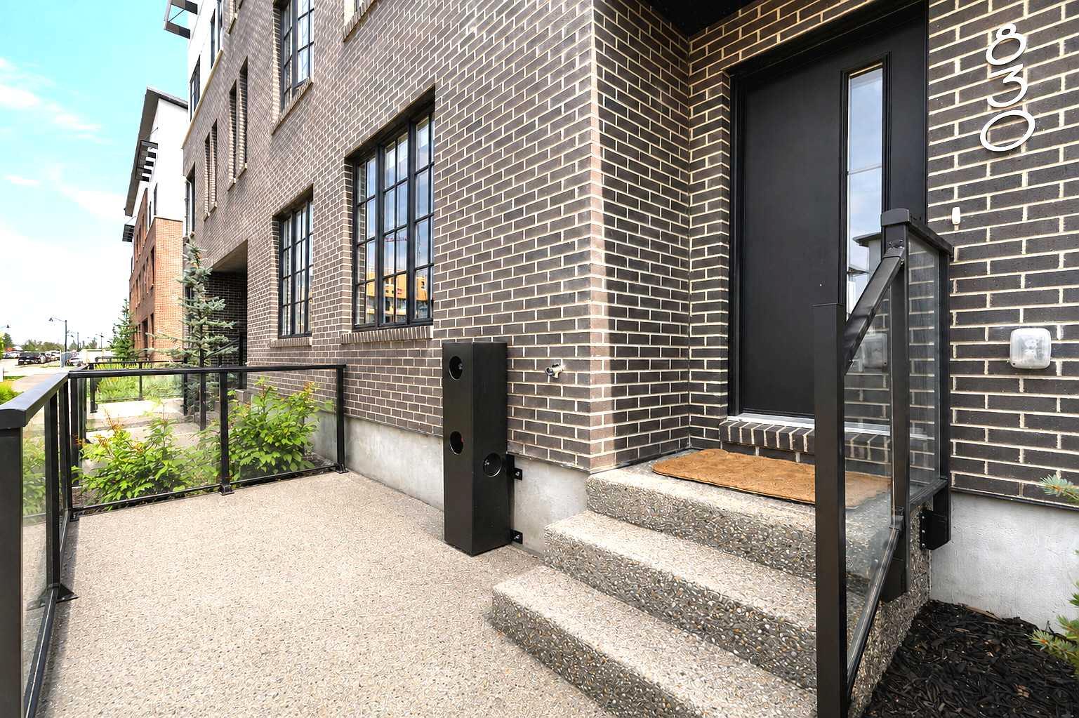 830 81 Street SW, T3H 6H9