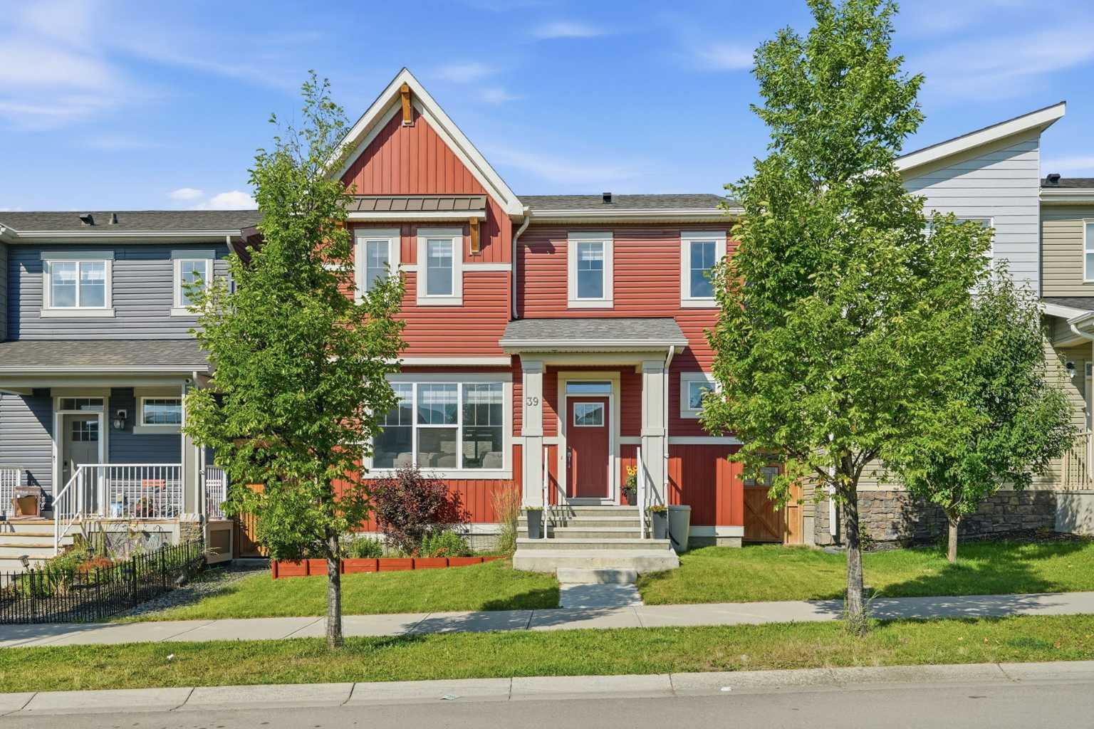 39 lucas Boulevard NW, T3P1H9
