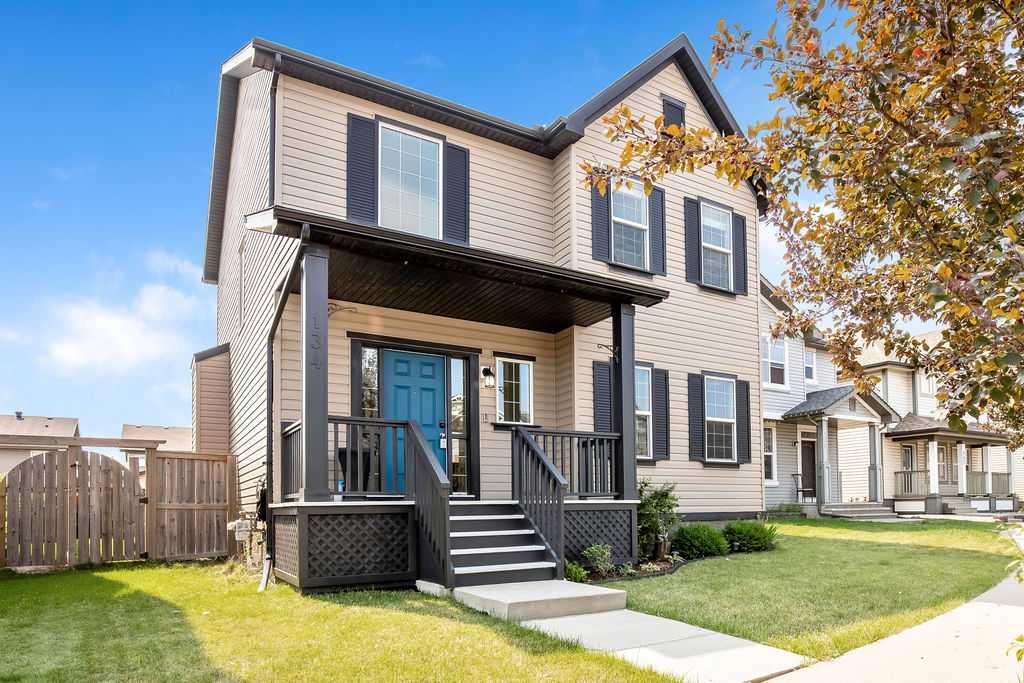 134 Prestwick Terrace SE, T2Z 0H5