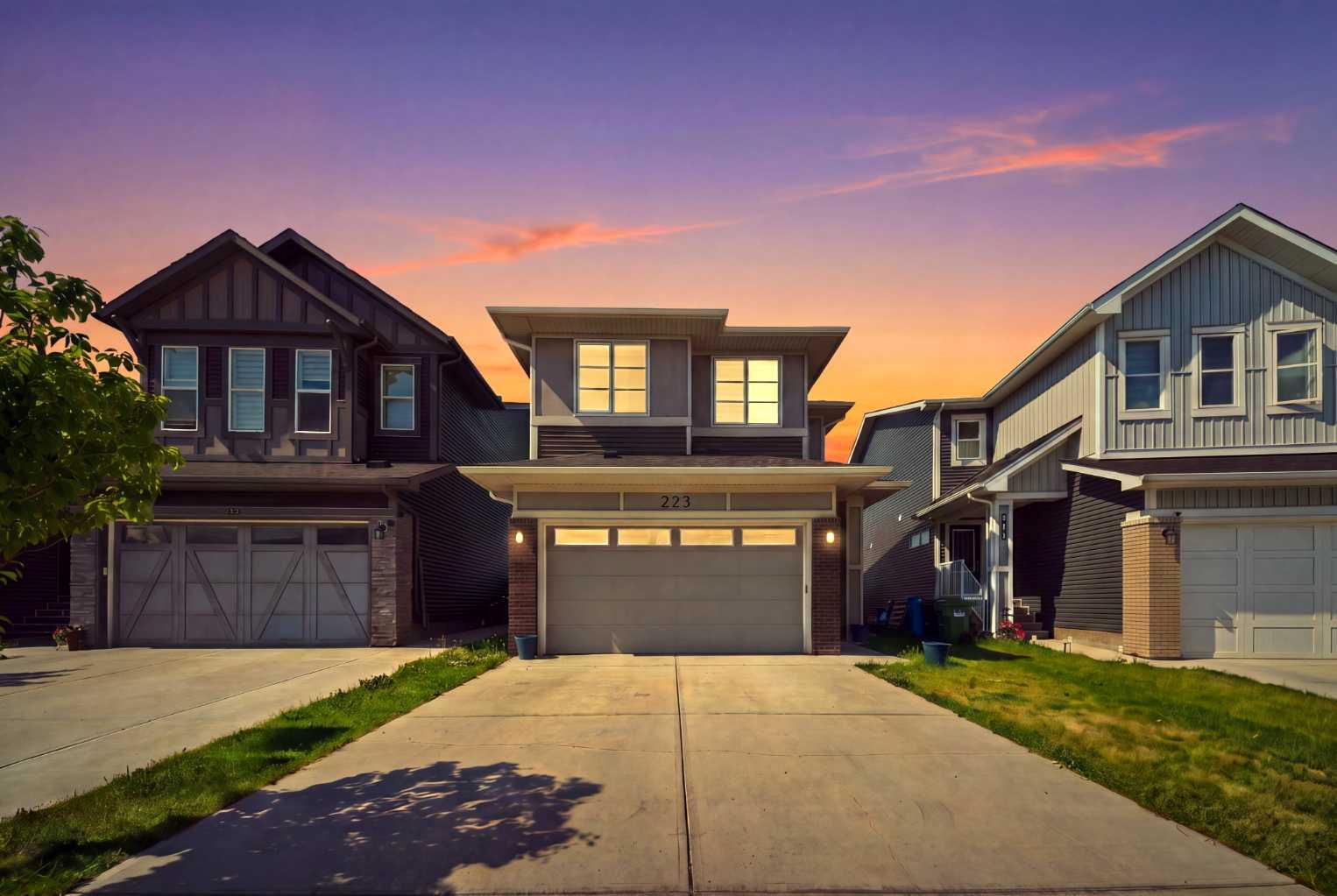 223 Savanna Way NE, T3J0Z9