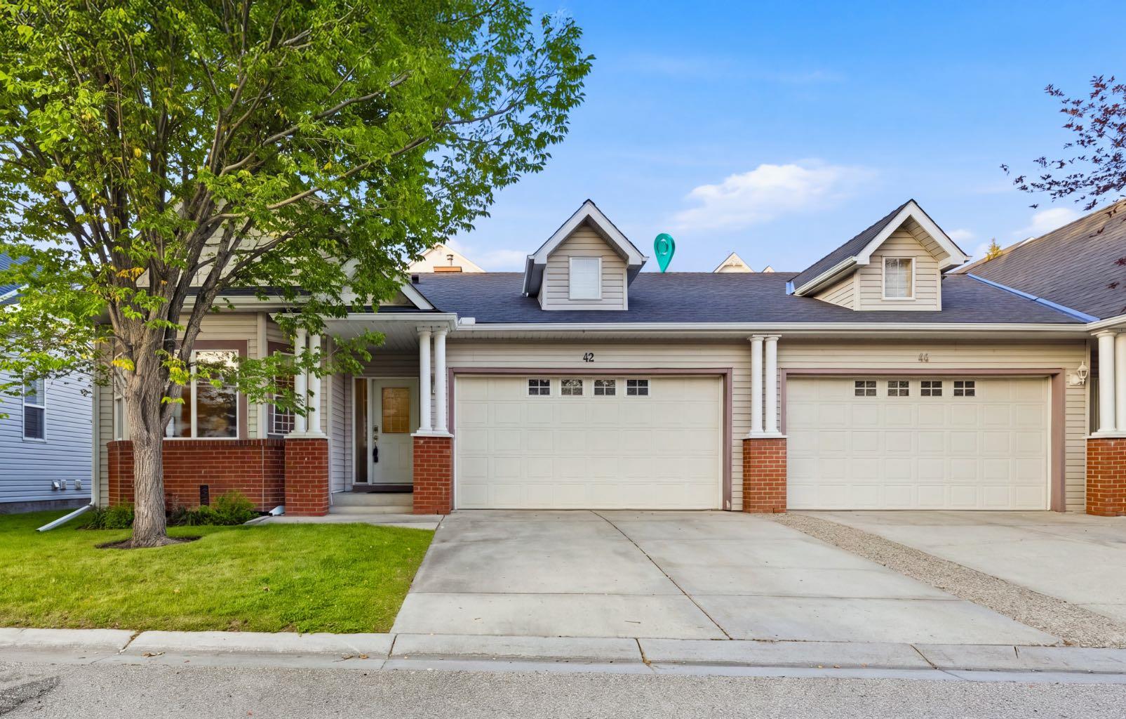 42 Prestwick Pond Terrace SE, T2Z 3Z8