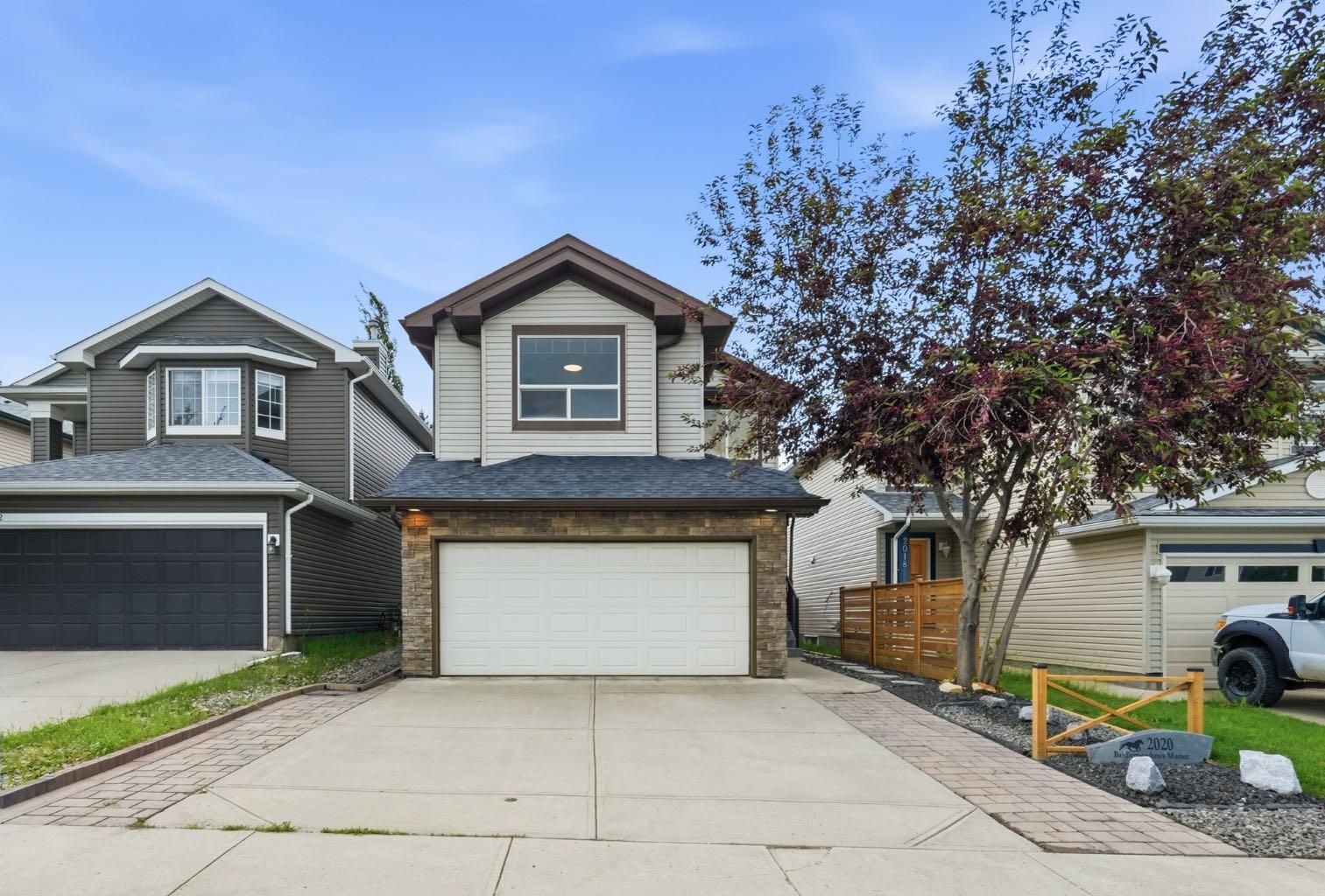 2020 Bridlemeadows Manor SW, T2Y 4R9