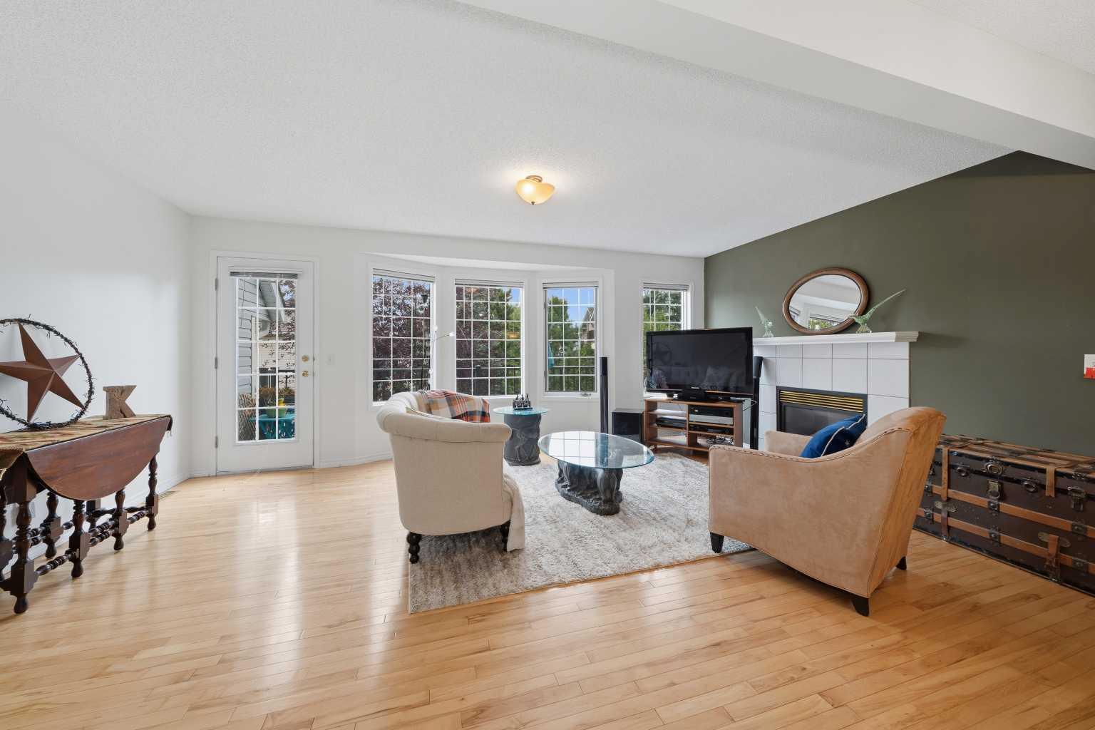 68 Patina Point SW, T3H 3J7