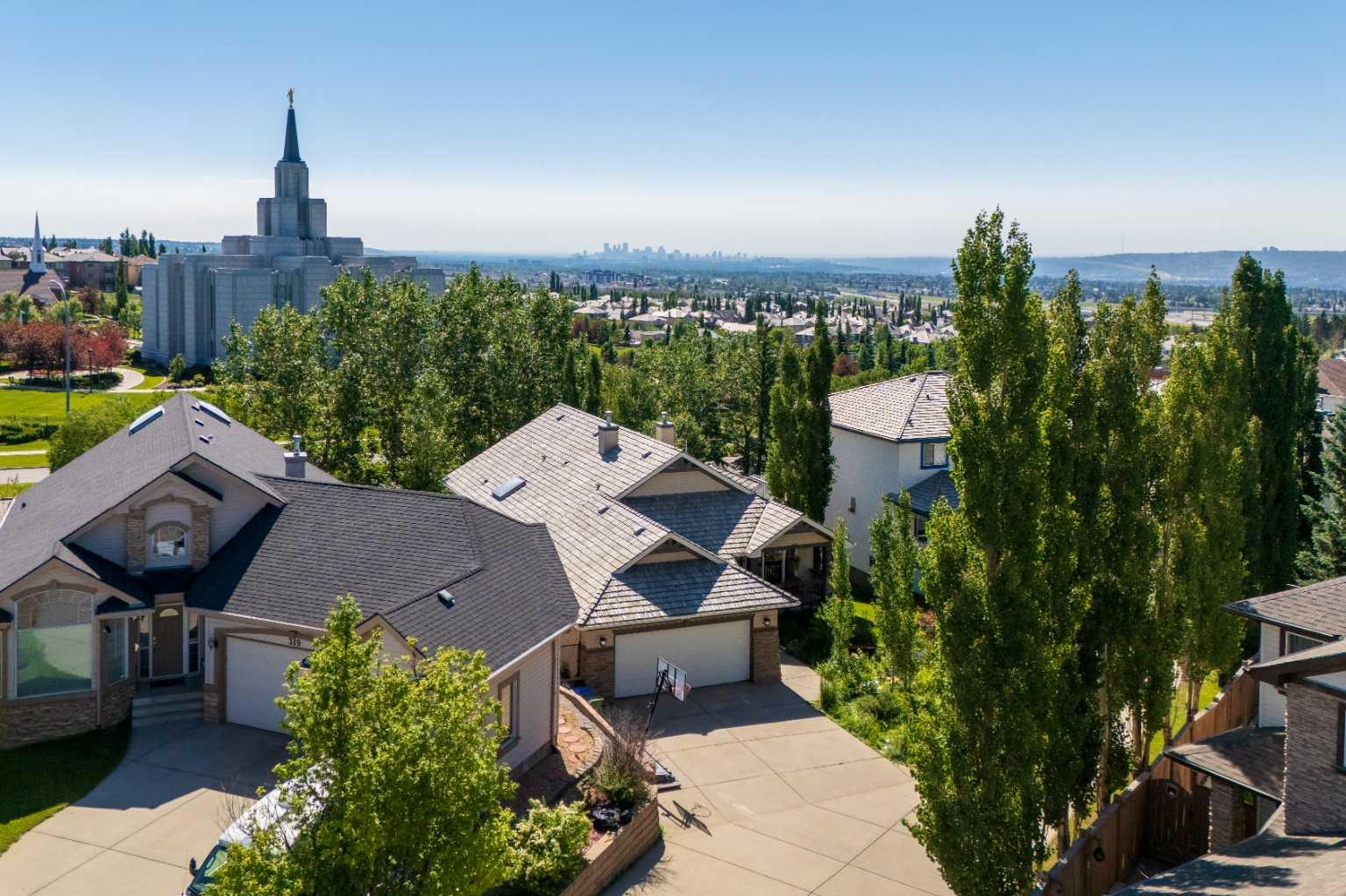 315 Rocky Ridge Bay NW, T3G 4H8