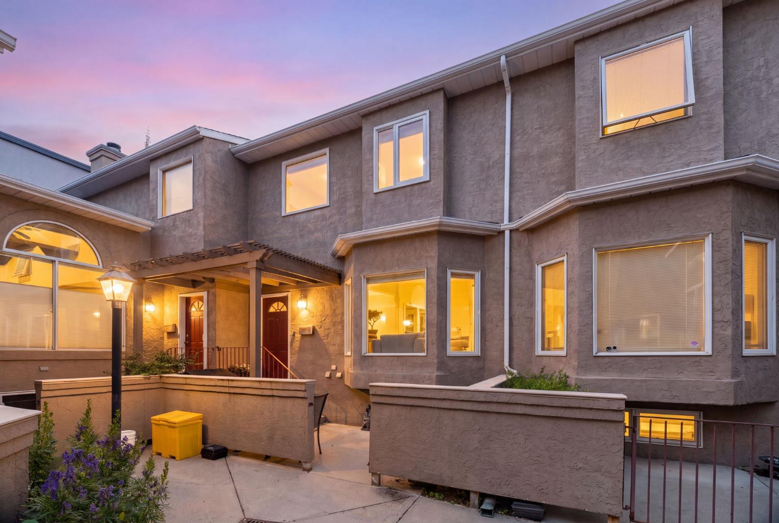 3, 2429 28 Street SW, T3E2H7