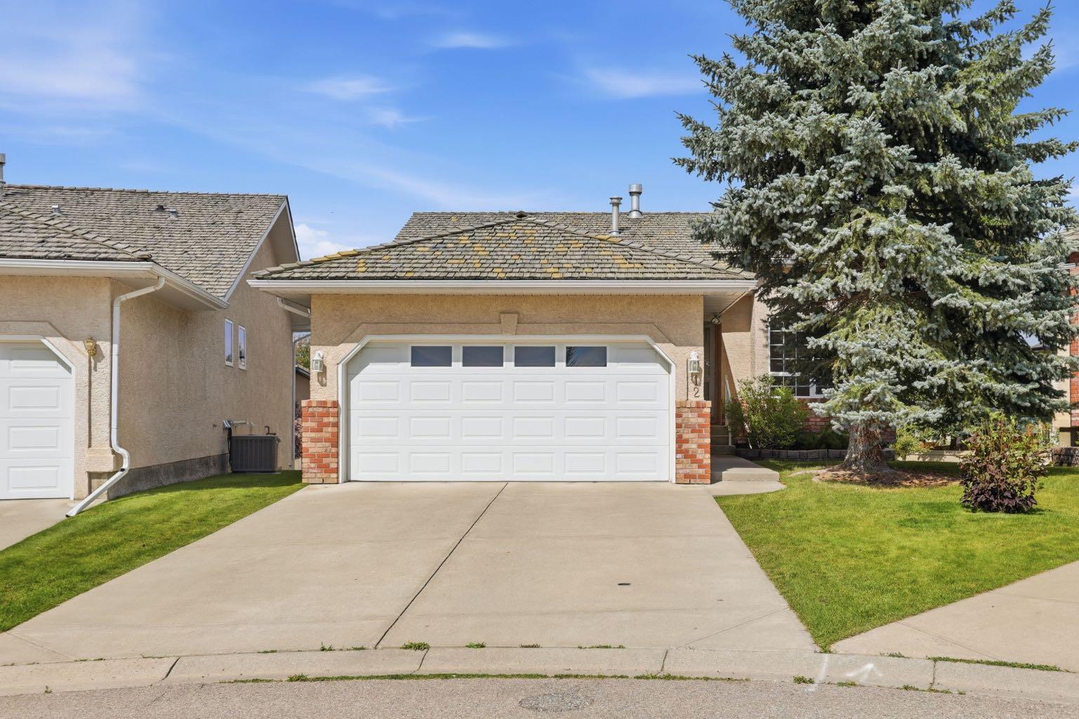 112 Shannon Road SW, T2Y 3W7