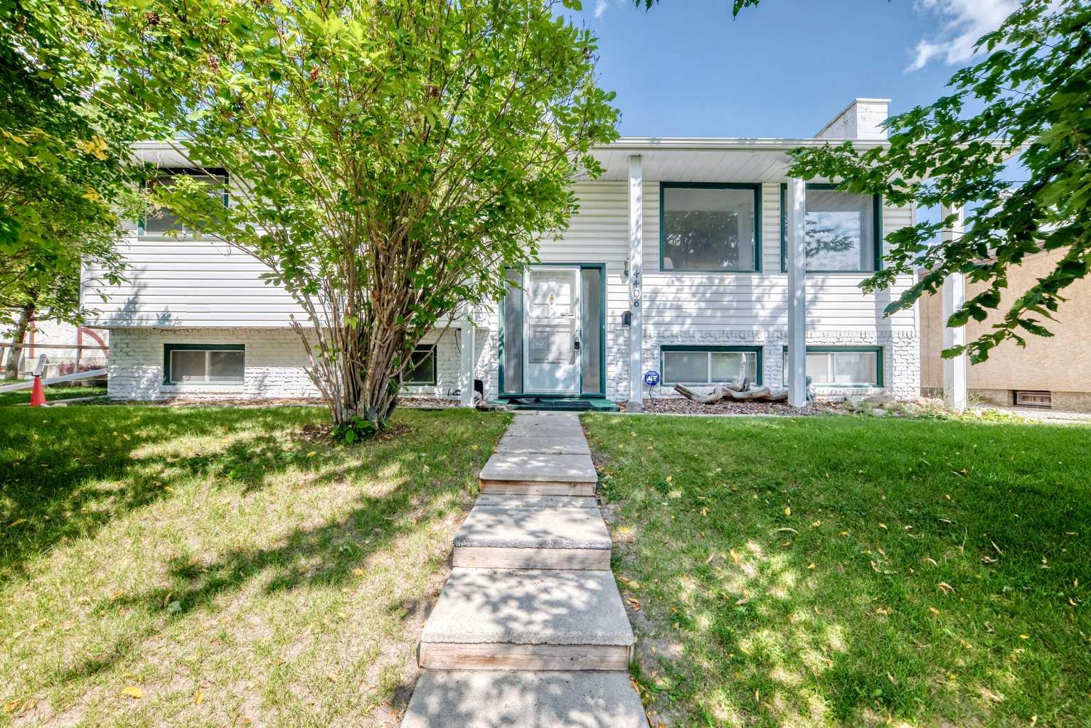 4408 Dalhart Road NW, T3A 1b7