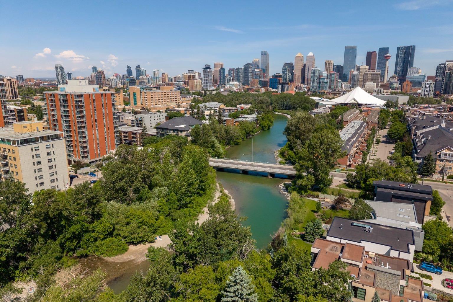 106, 108 25 Avenue SW, T2S 0K9