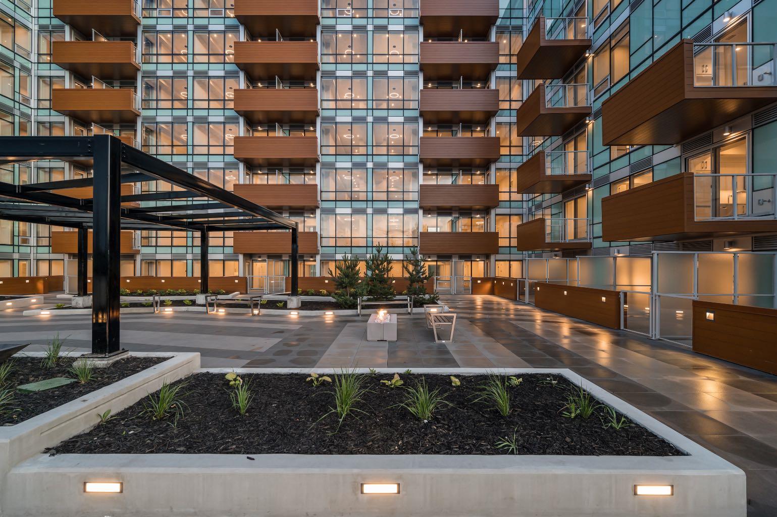 325, 110 18A Street NW, T2N 5G5