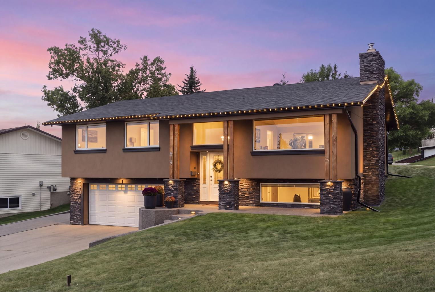 615 63 Avenue NW, T2K 5L3