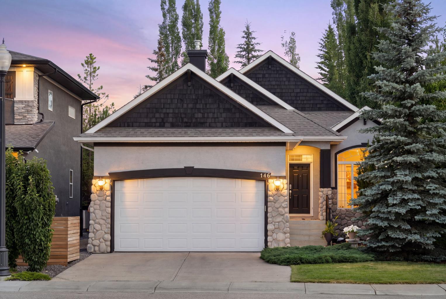 146 Discovery Ridge Way SW, T3H 5G4