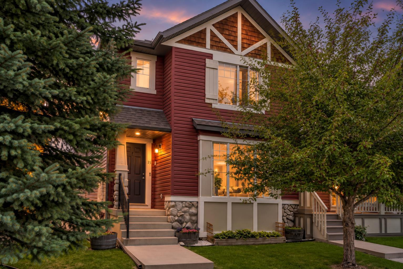 15 Eversyde Heath SW, T2Y 4P8