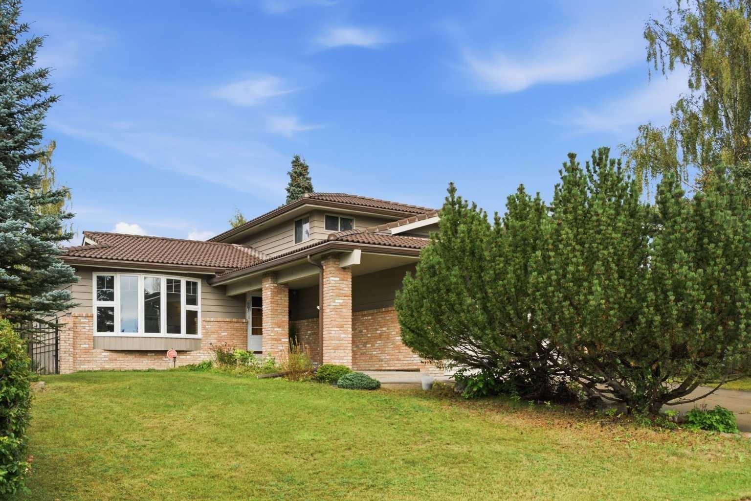 11 Edgemont Rise NW, T3A 2K9