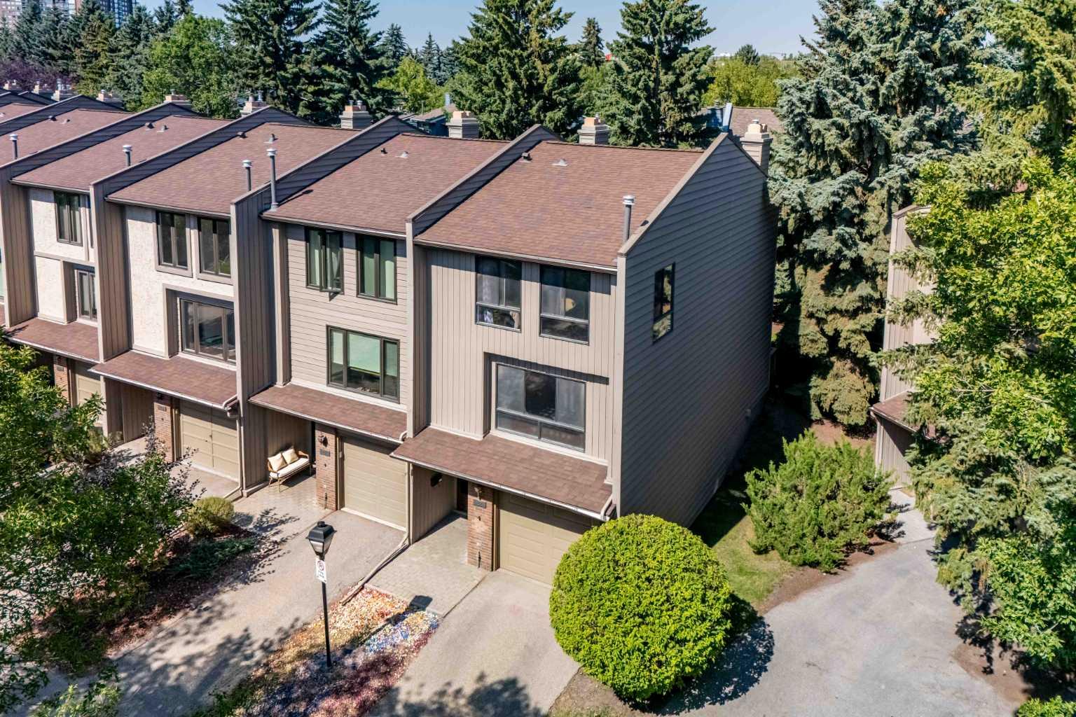 22 Point Mckay Court NW, T3B5B7