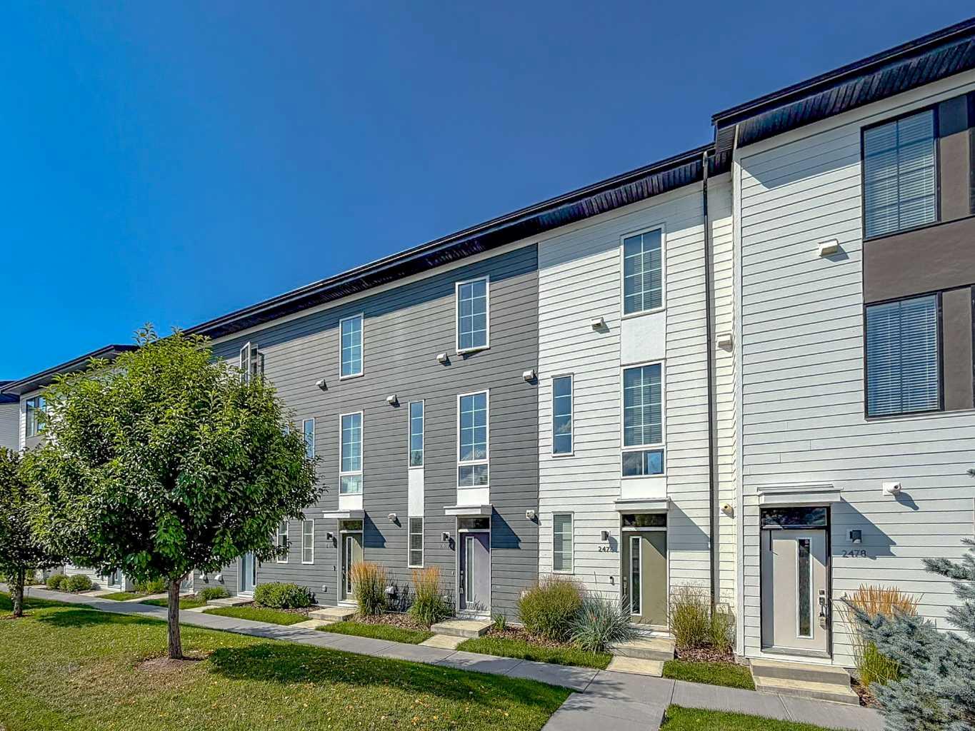 2474 210 Avenue SE, T2X 4C2