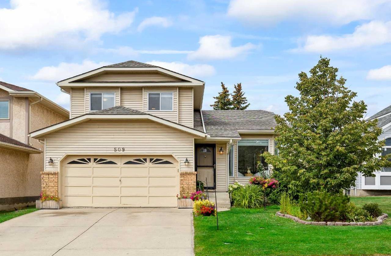 509 Hawkhill Place NW, T3G 3M3