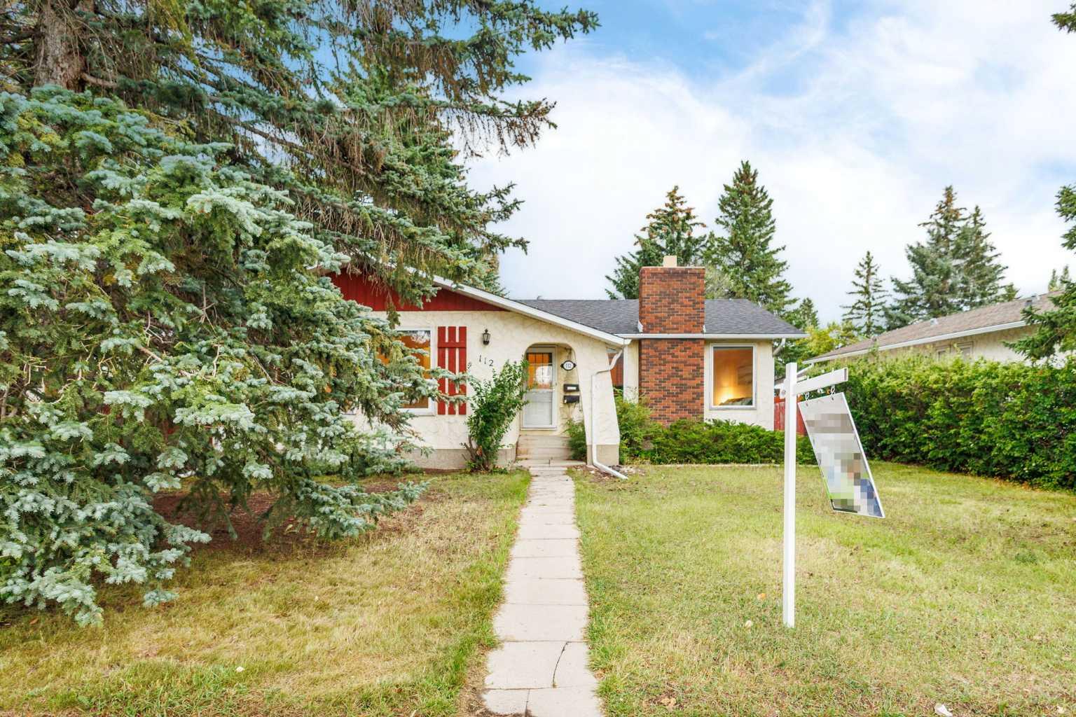 112 Silverthorn Road NW, T3B 4G1