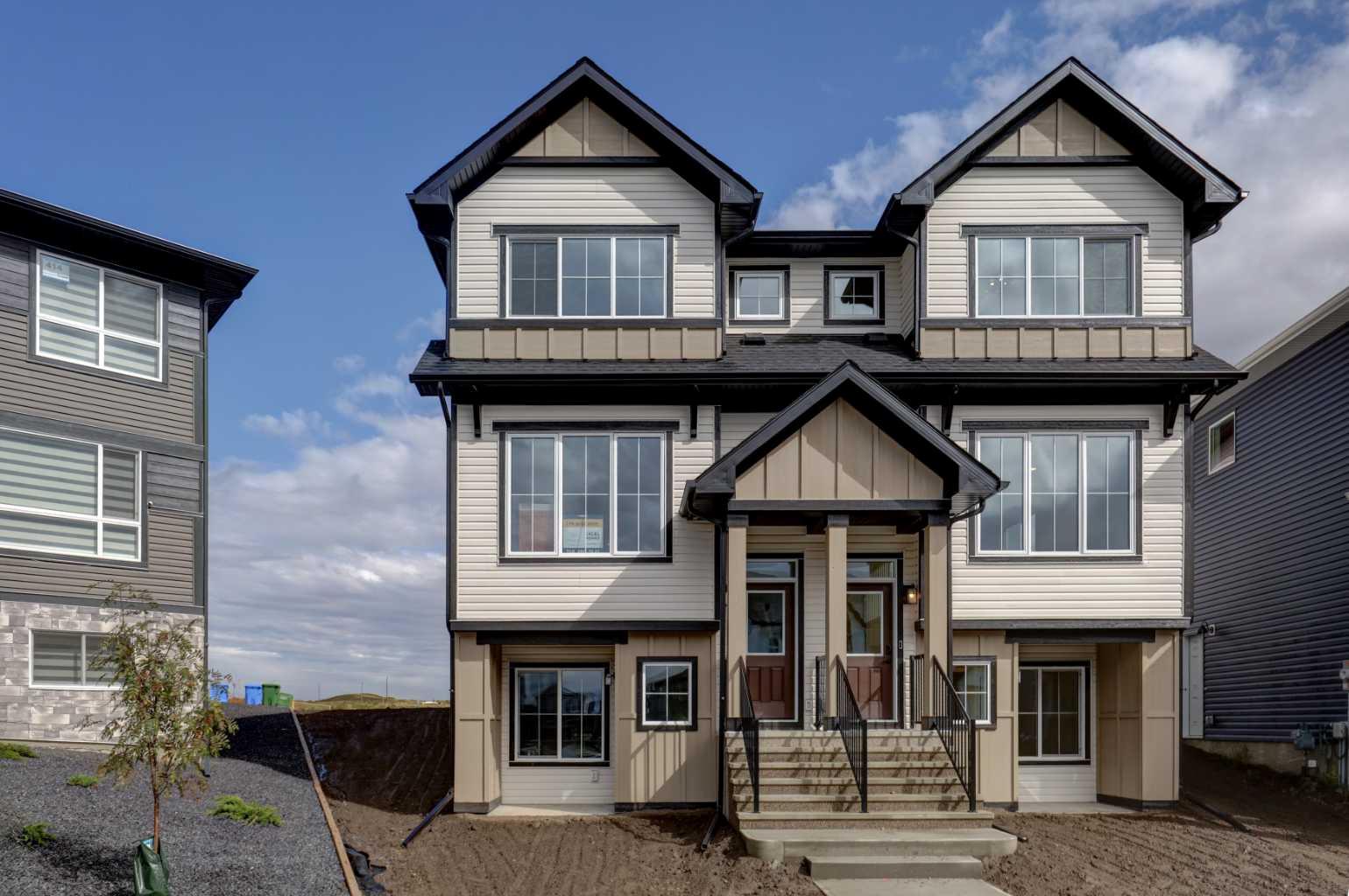 410 Carringvue Grove NW, T3P 2L9